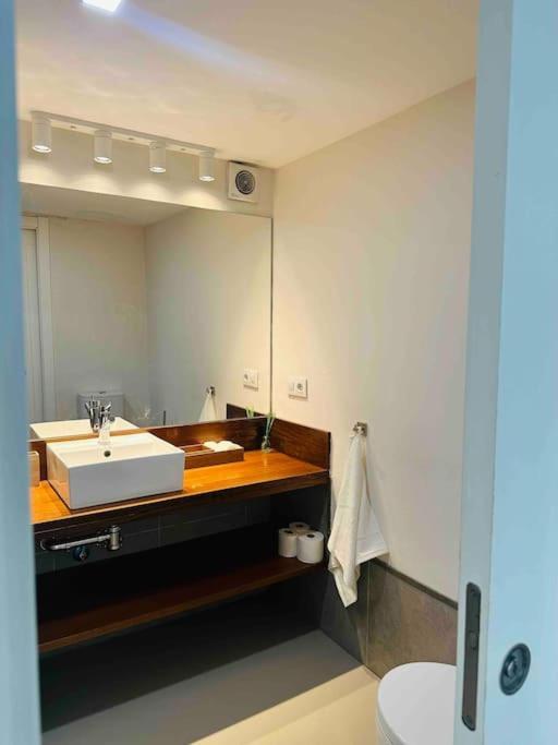 Apartamento Guadalquivir Seville Luaran gambar
